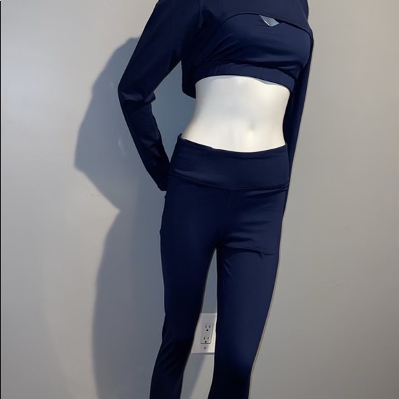 Gym attire brand new no tag. Never worn. 3 pieces,large in navy blue - Picture 2 of 4